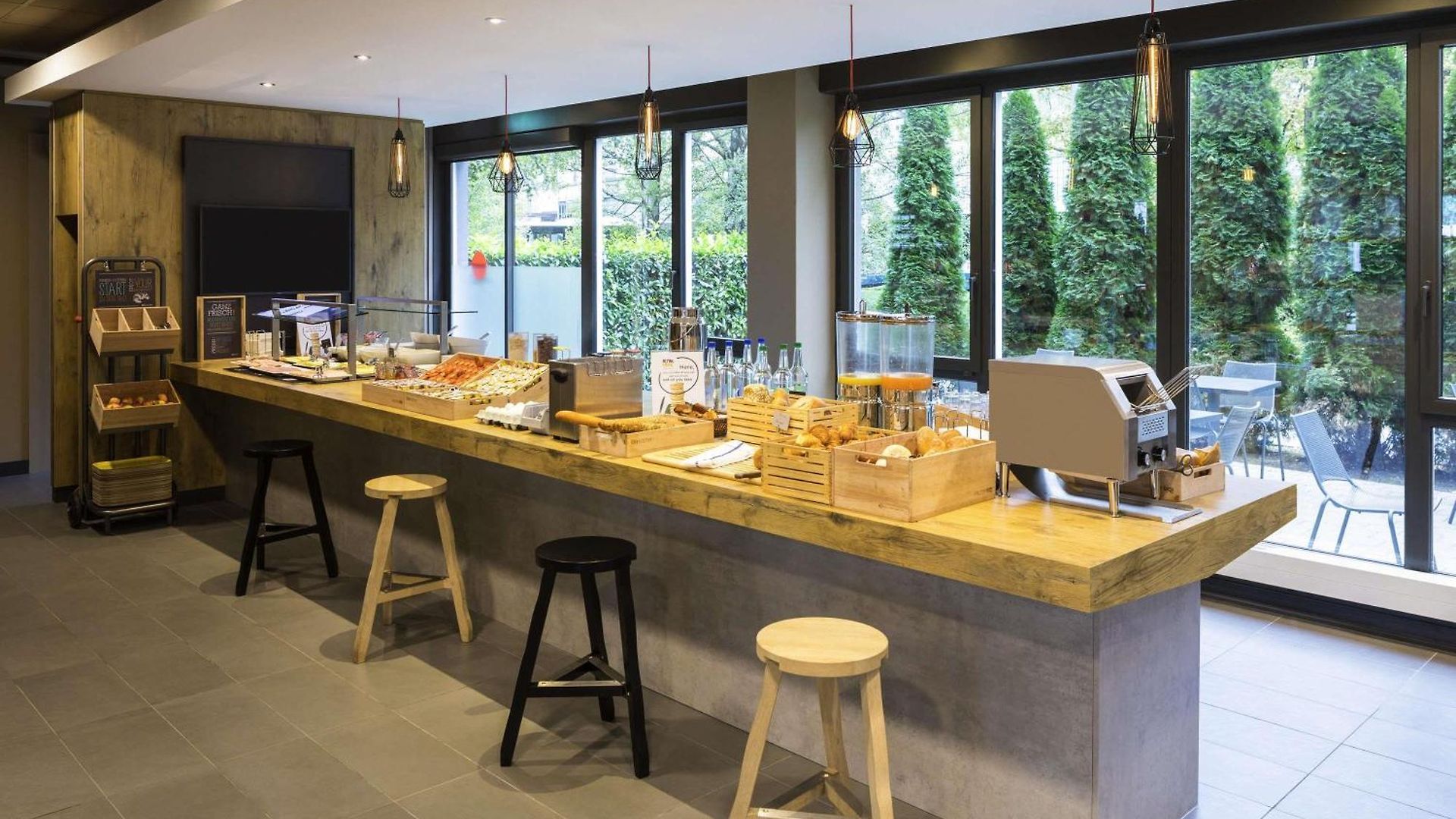 Ibis Messe Airport Zurich