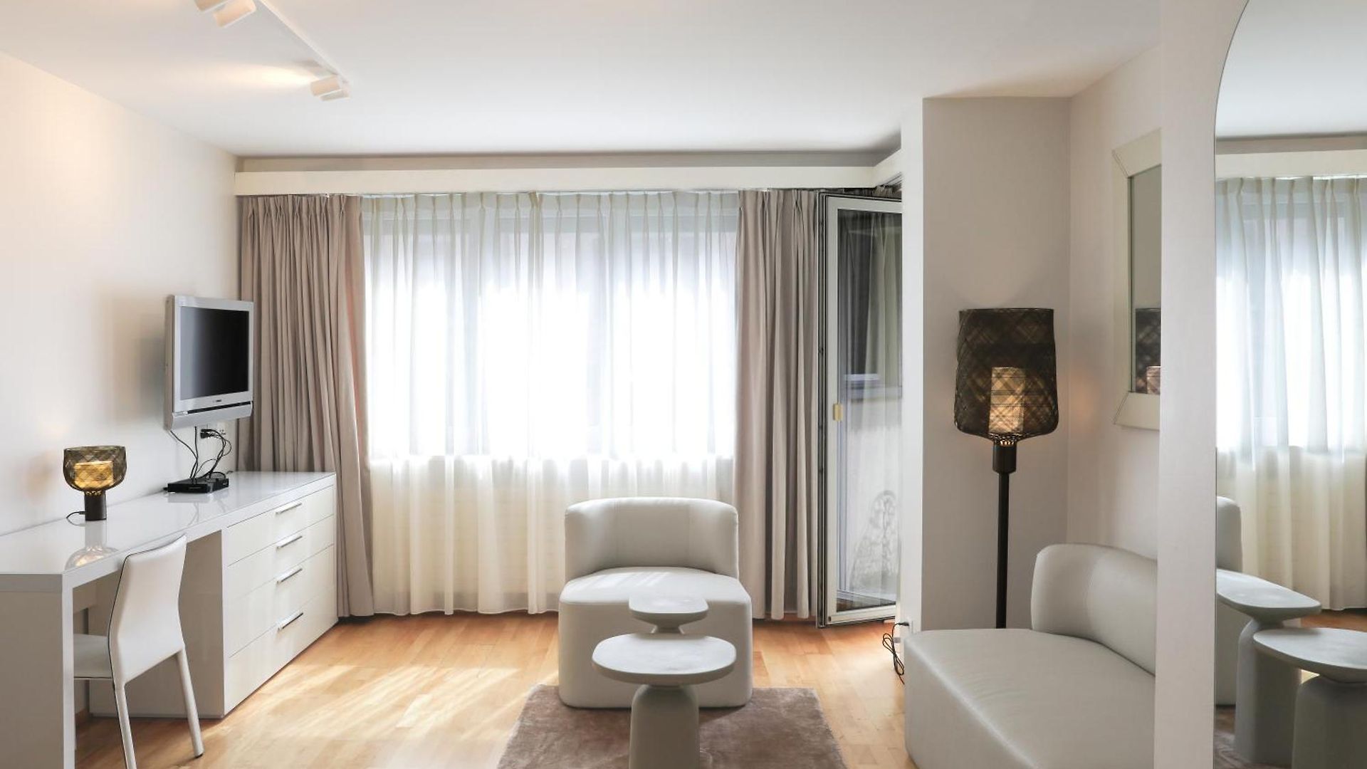 Visionapartments Freyastrasse - Self Check-in Apartment Zurich