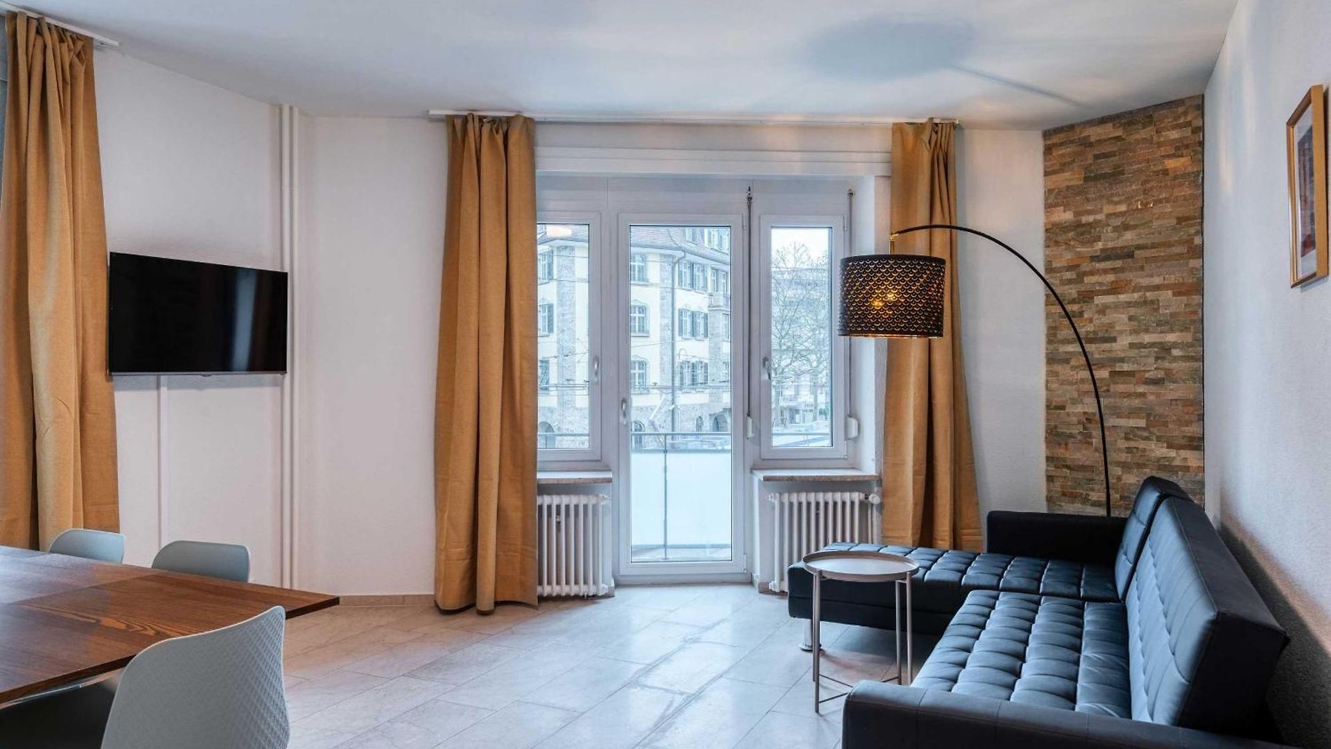 Zh Gold 1 - Hitrental Apartment