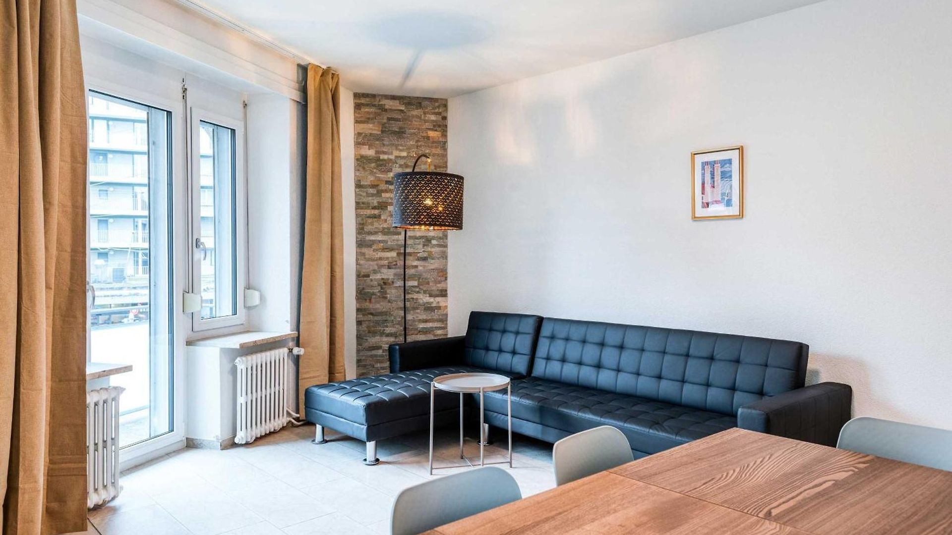 Zh Gold 1 - Hitrental Apartment *