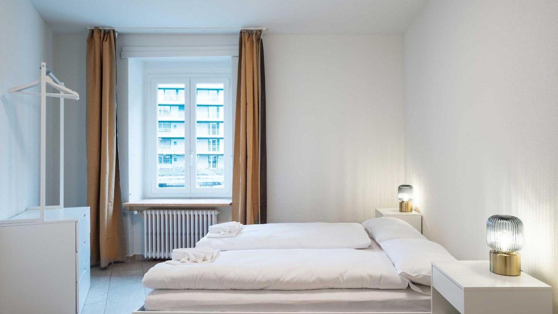 Zh Gold 1 - Hitrental Zurich