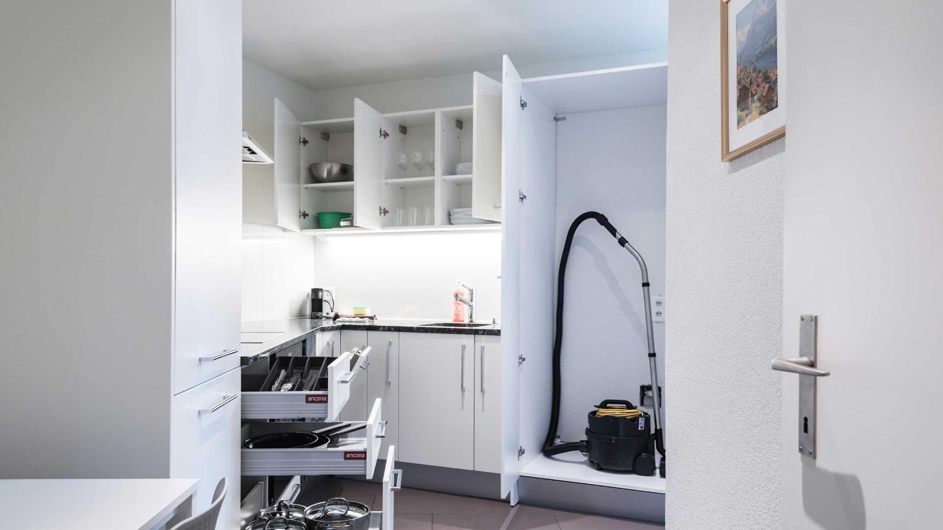 Apartment Zh Gold 1 - Hitrental Zurich