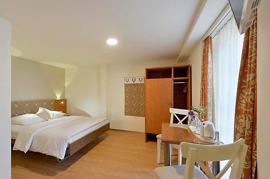 Hirschen 3* Zurich