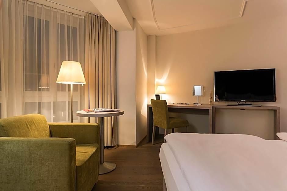 Platzhirsch - Downtown Boutique & Sushi Lounge Hotel Zurich