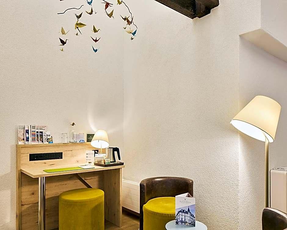 Platzhirsch - Downtown Boutique & Sushi Lounge Zurich
