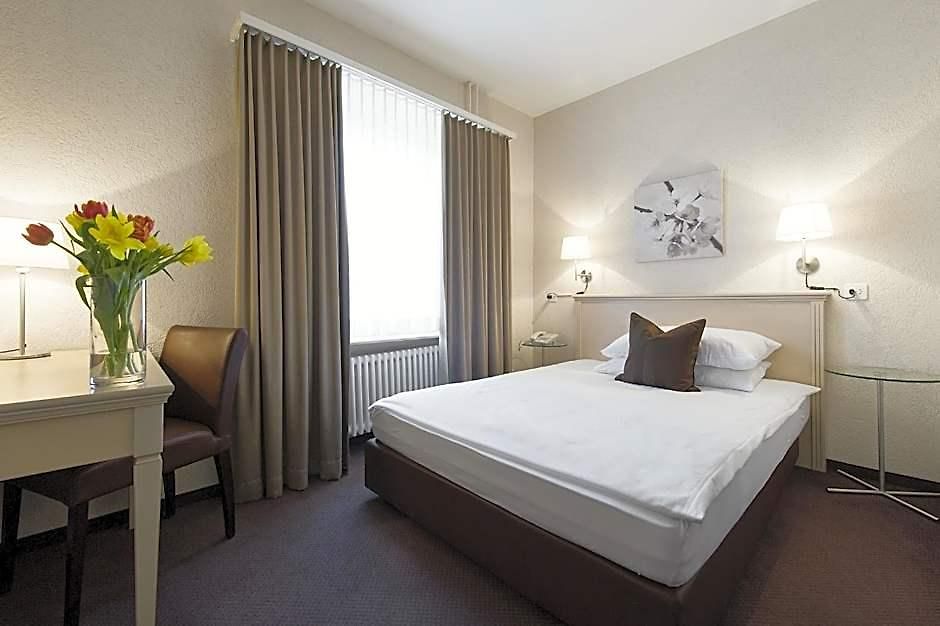 Neufeld Hotel Zurich