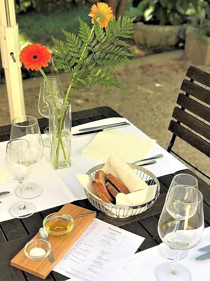 Hotel Neufeld 3*