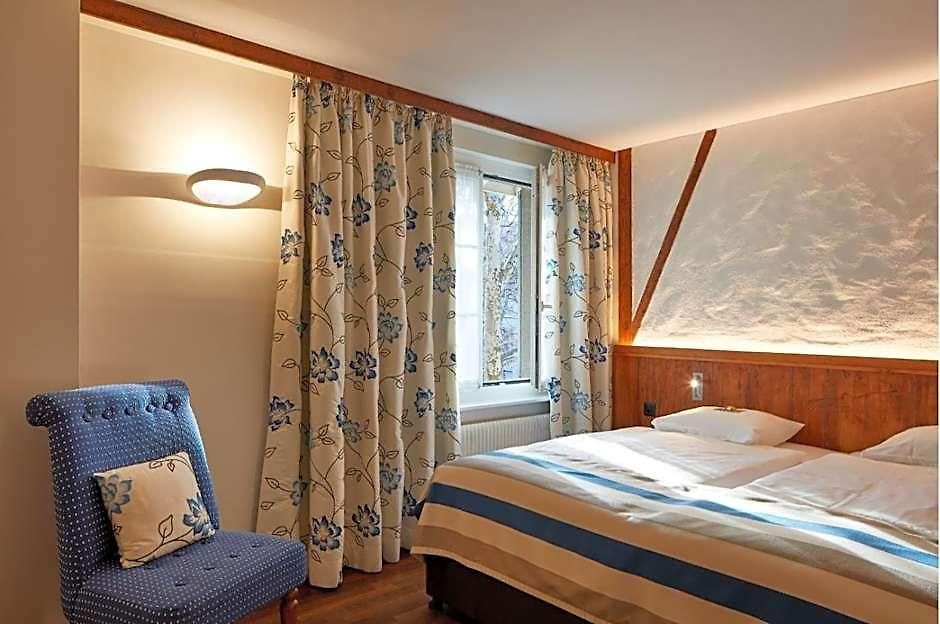 Adler Hotel