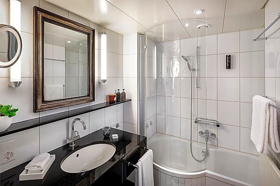 Hotel Opera 4*