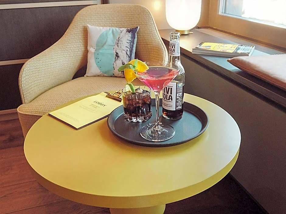 Opera Hotel 4*