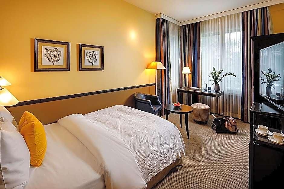 Opera 4* Zurich