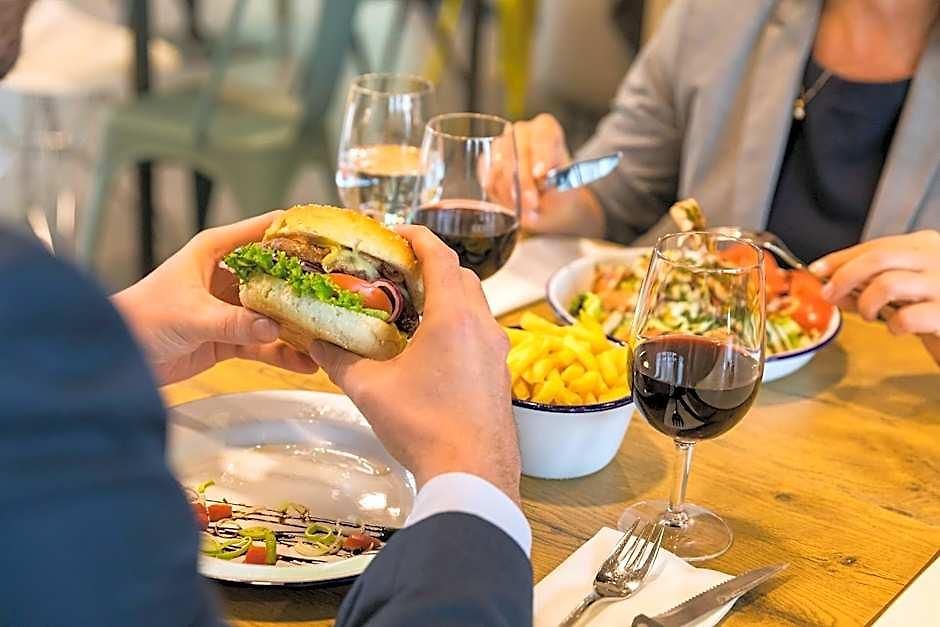 Ibis Messe Airport 3* Zurich