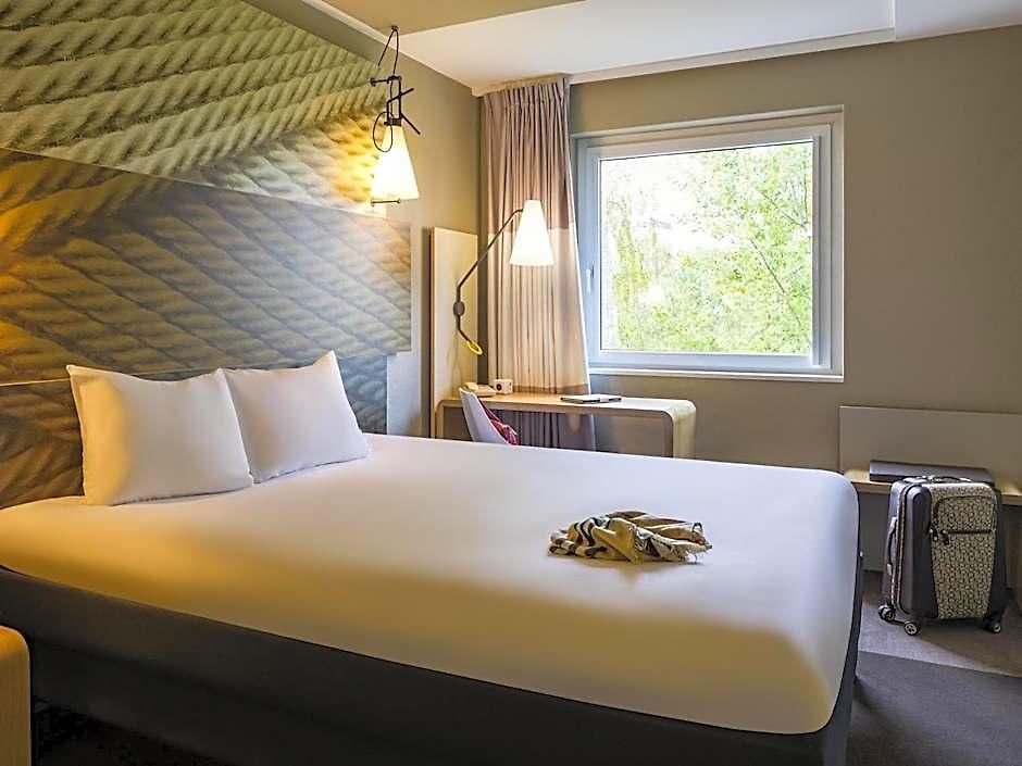 Ibis Messe Airport 3* Zurich
