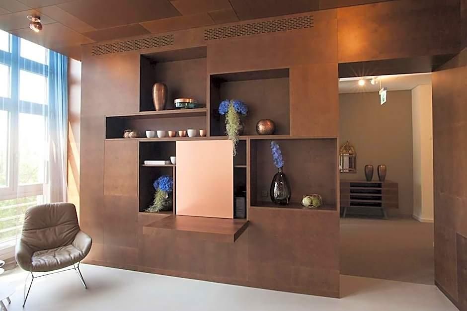 Hotel Ema House 4*