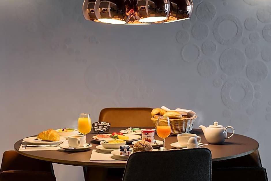 Hotel Ema House 4*