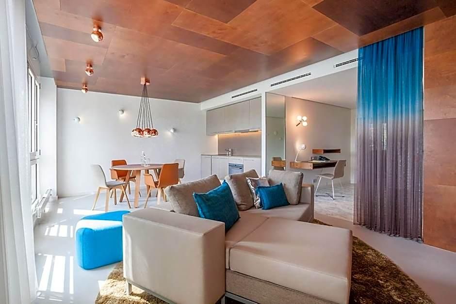 Ema House