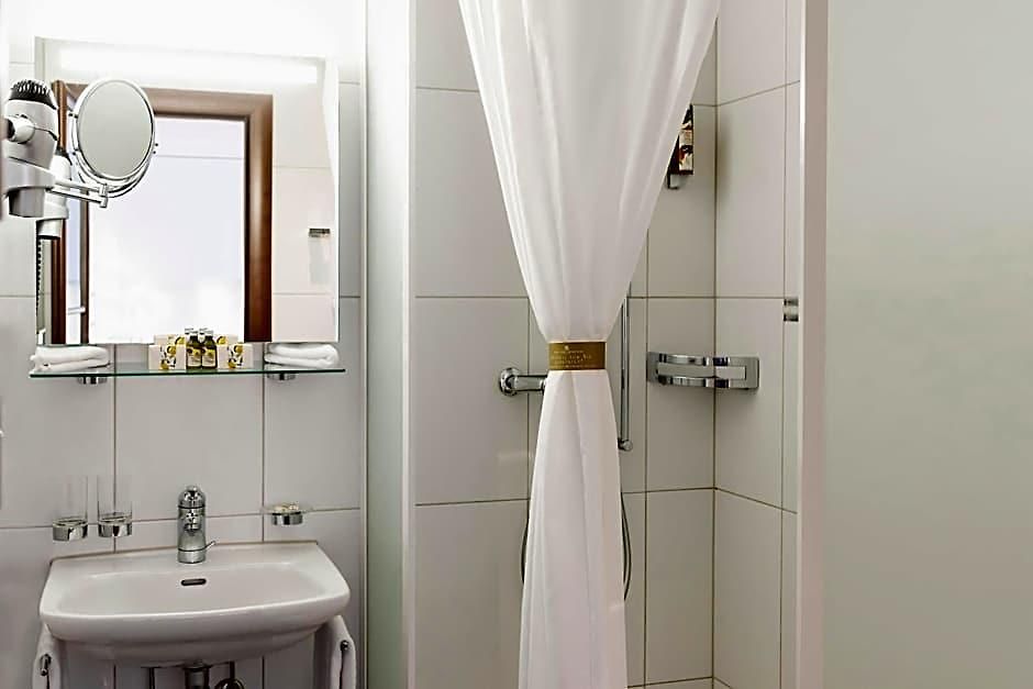 Krone Unterstrass Hotel
