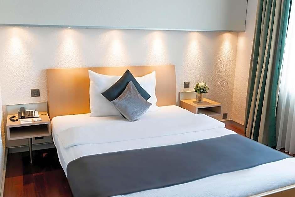 Hotel Krone Unterstrass 4*