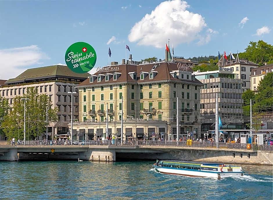 Plaza Hotel 4*