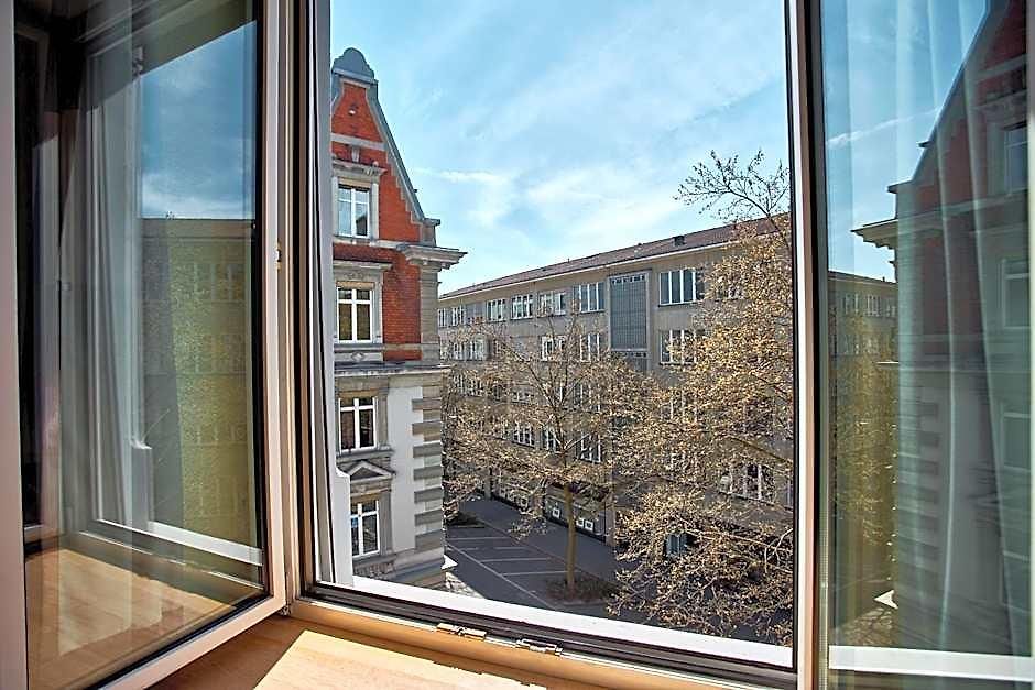 Bristol Hotel