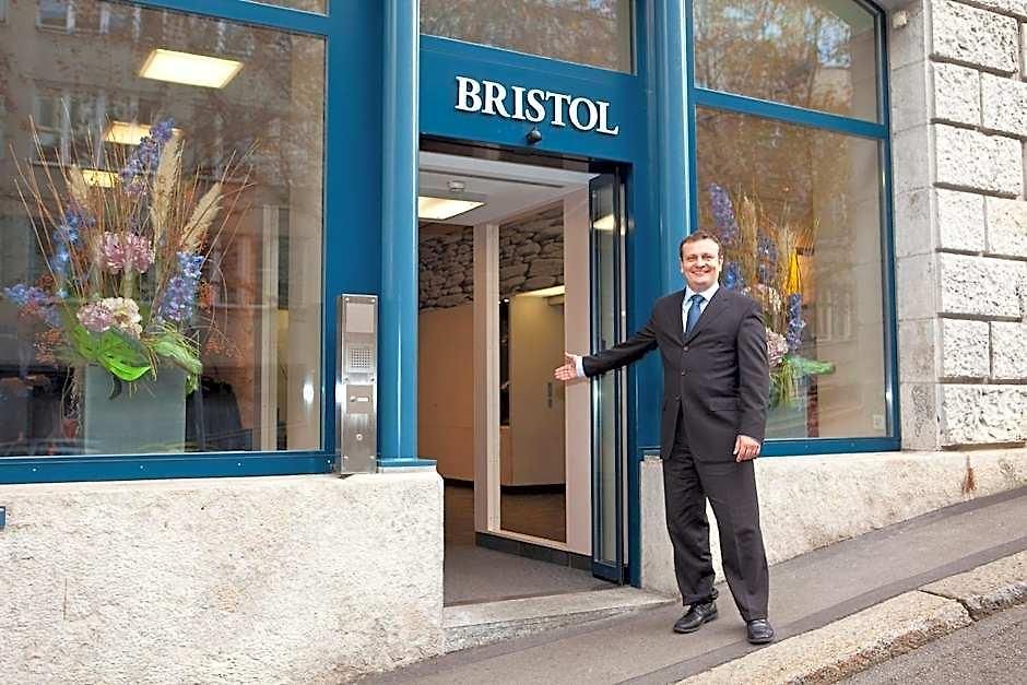 Hotel Bristol 3*