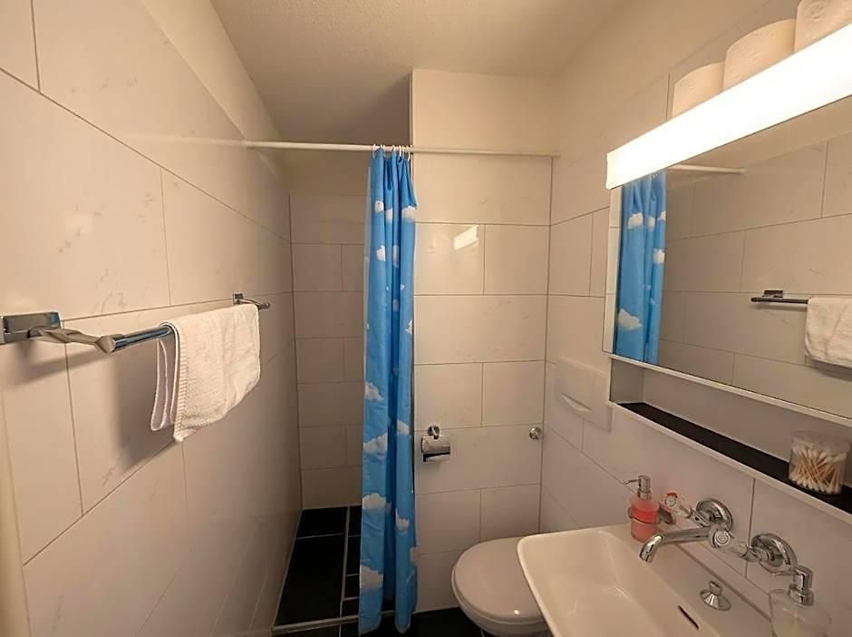 Hechtplatz Self Check In Hotel *