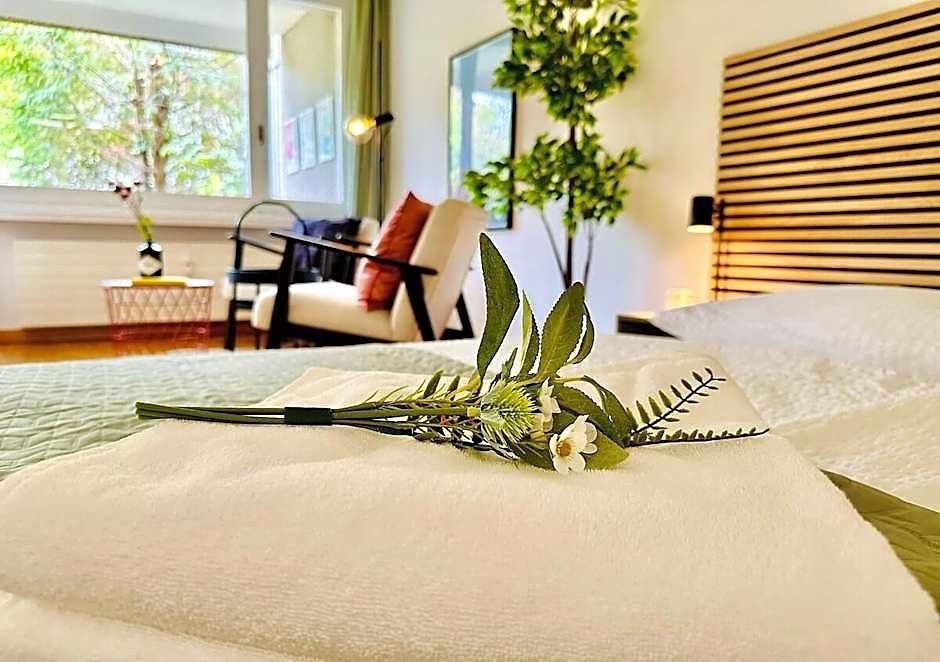 Neues Mit Terrasse U. Viel Privatsphaere