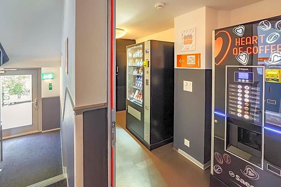 Easyhotel Centre