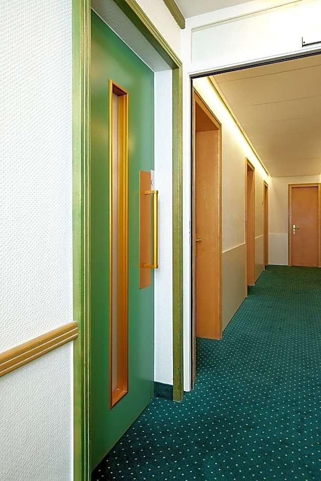 Arlette Beim Hauptbahnhof Hotel