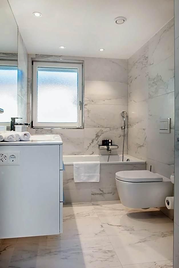 - Lindenstrasse Aparthotel 4*