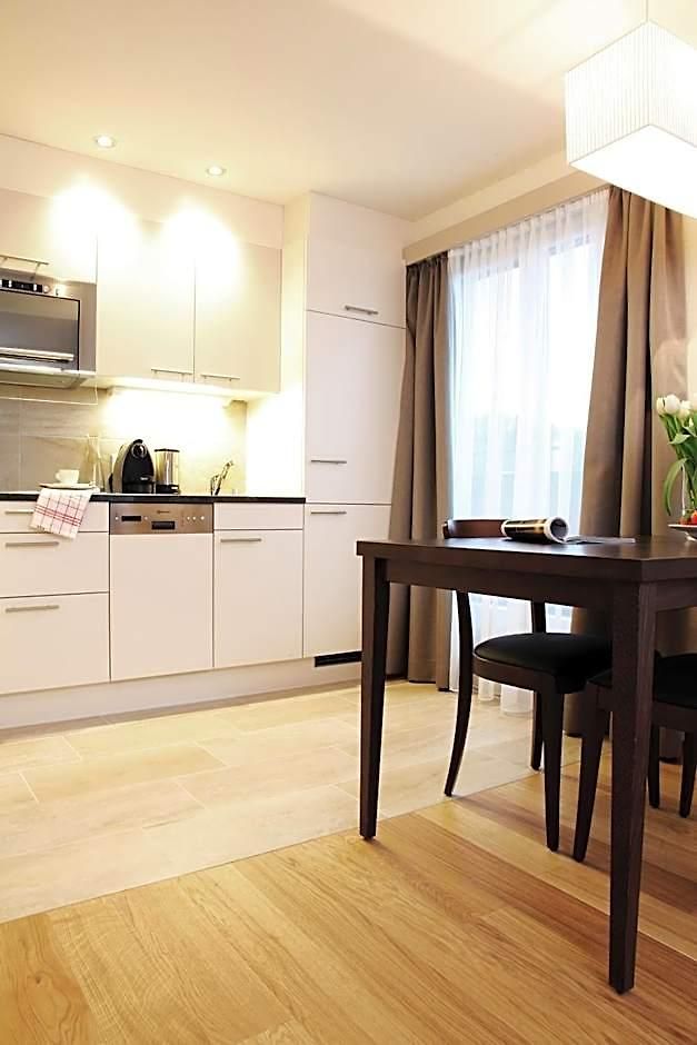 - Kieselgasse Aparthotel 4*