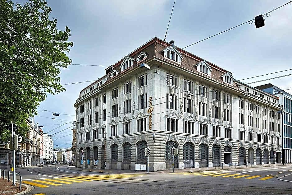 Hotel One 3*