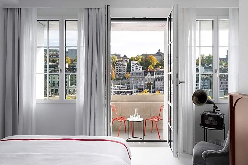 Hotel Ruby Mimi By Ihg 4*