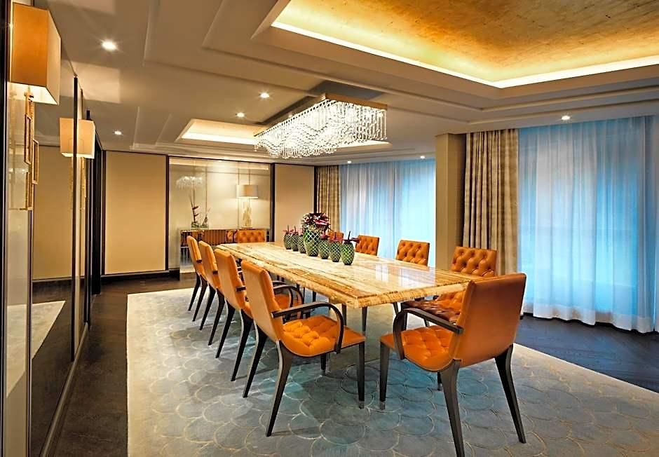 Five - Luxury 5* Zürich