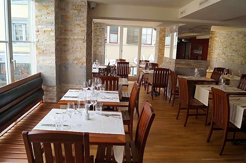 Old Town Hotel