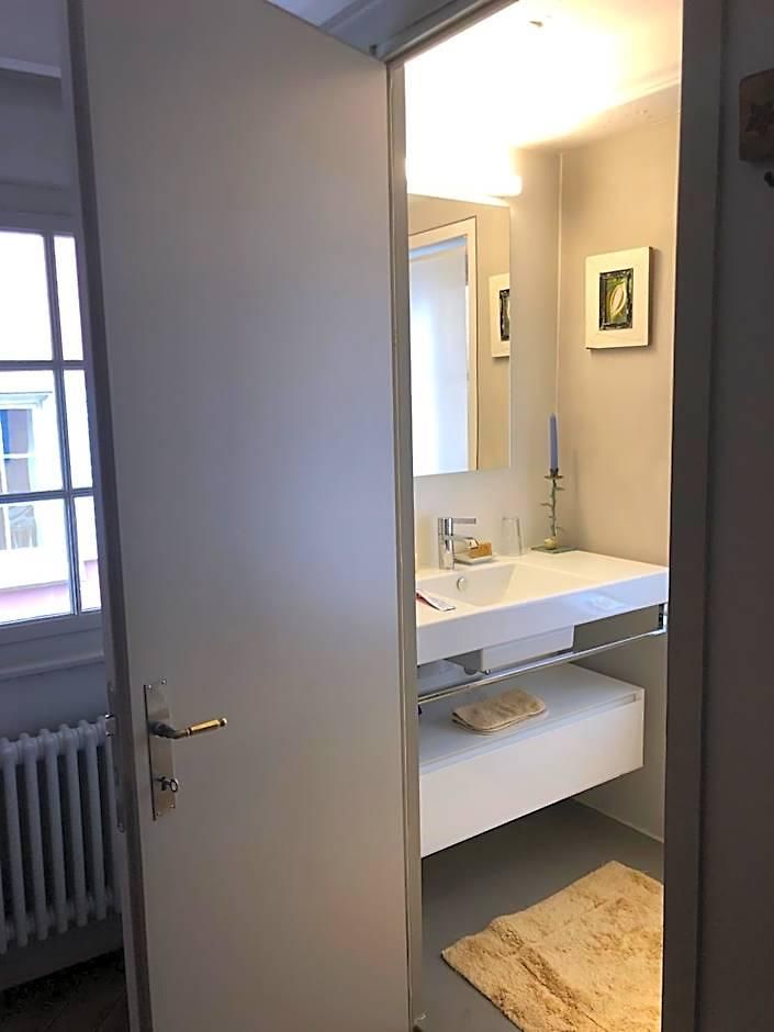 Bed & Breakfast Good4yew Zurich