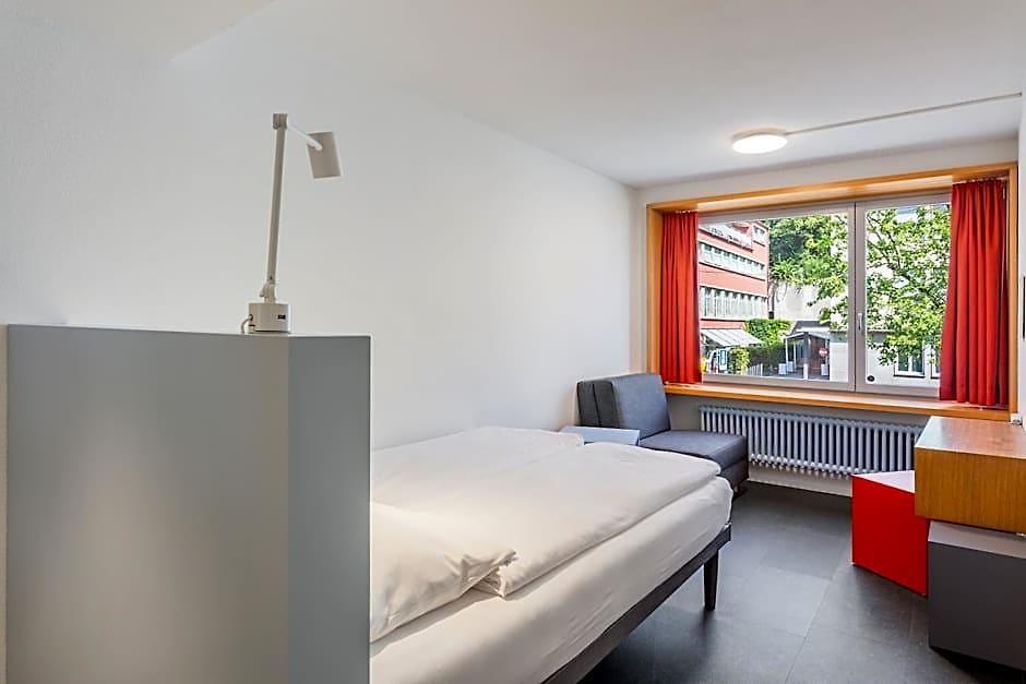 Hotel Marta - 1950's Architecture In Zurich's Vibrant Old Town, Near Main Station Zurich