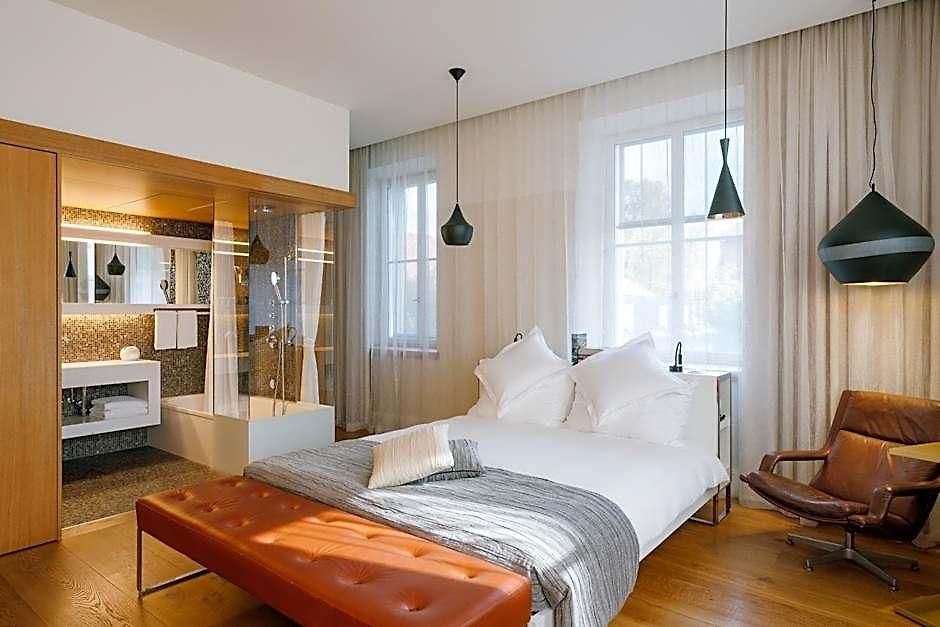 B2 Hotel