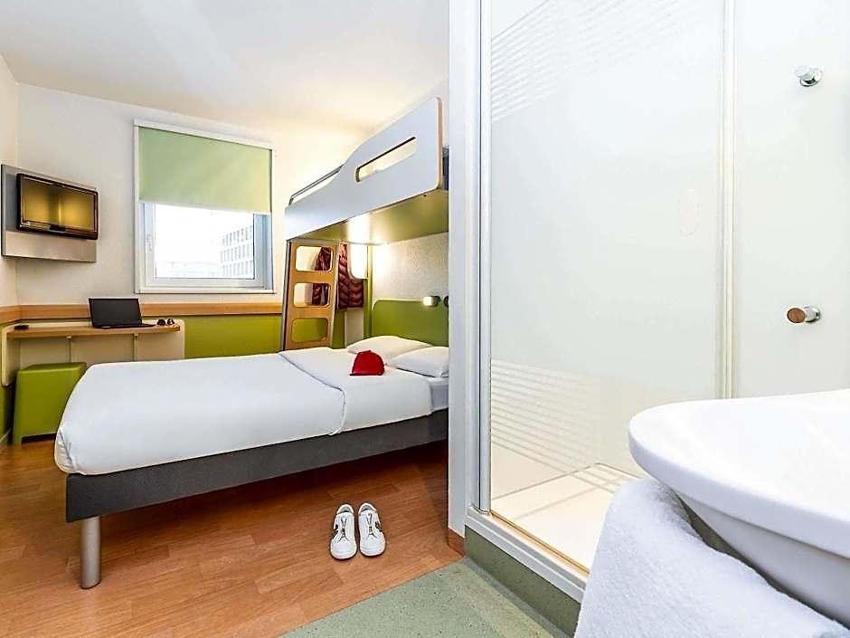 Ibis Budget West Hotel Zurich