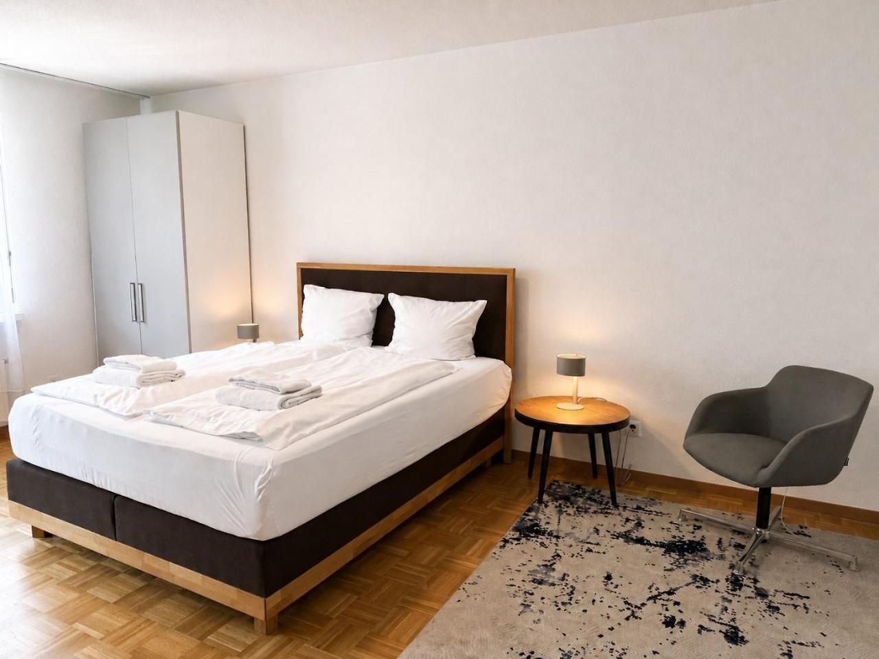 Apartment Bright And Practical - Art 16 Zürich