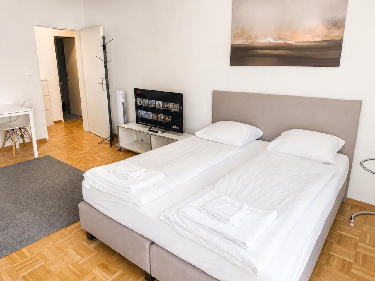 Fantastic In The Centre - Art 8 Apartment Zürich