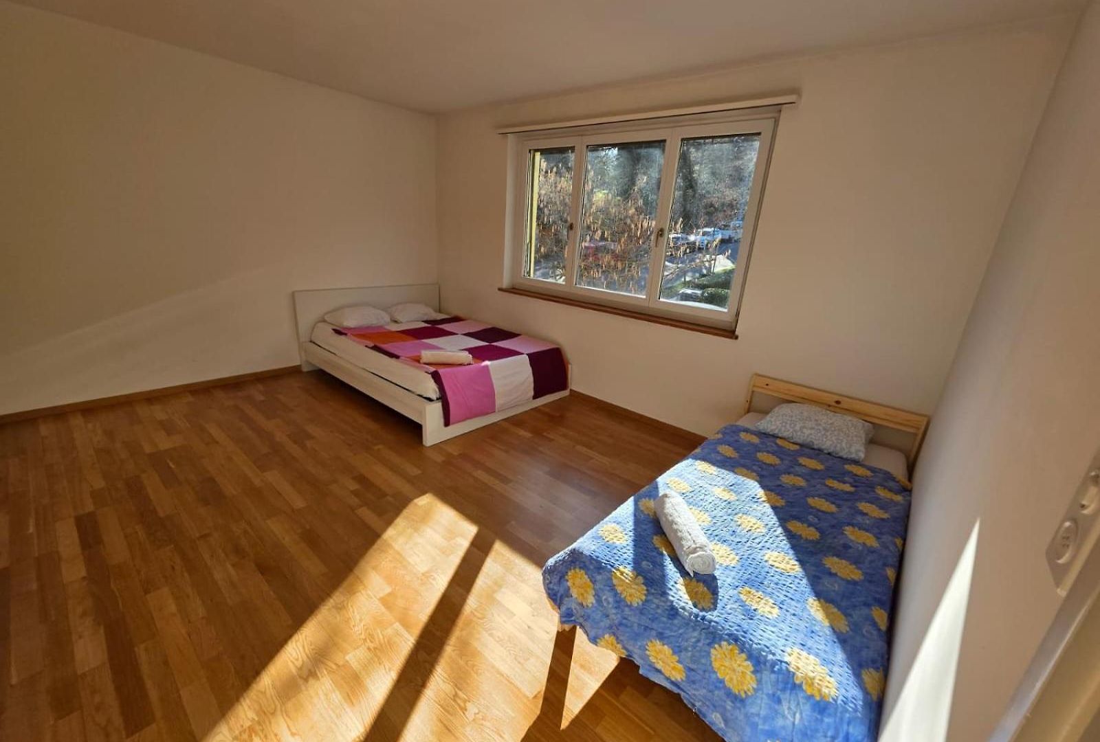 Large Flats, Center - Schd