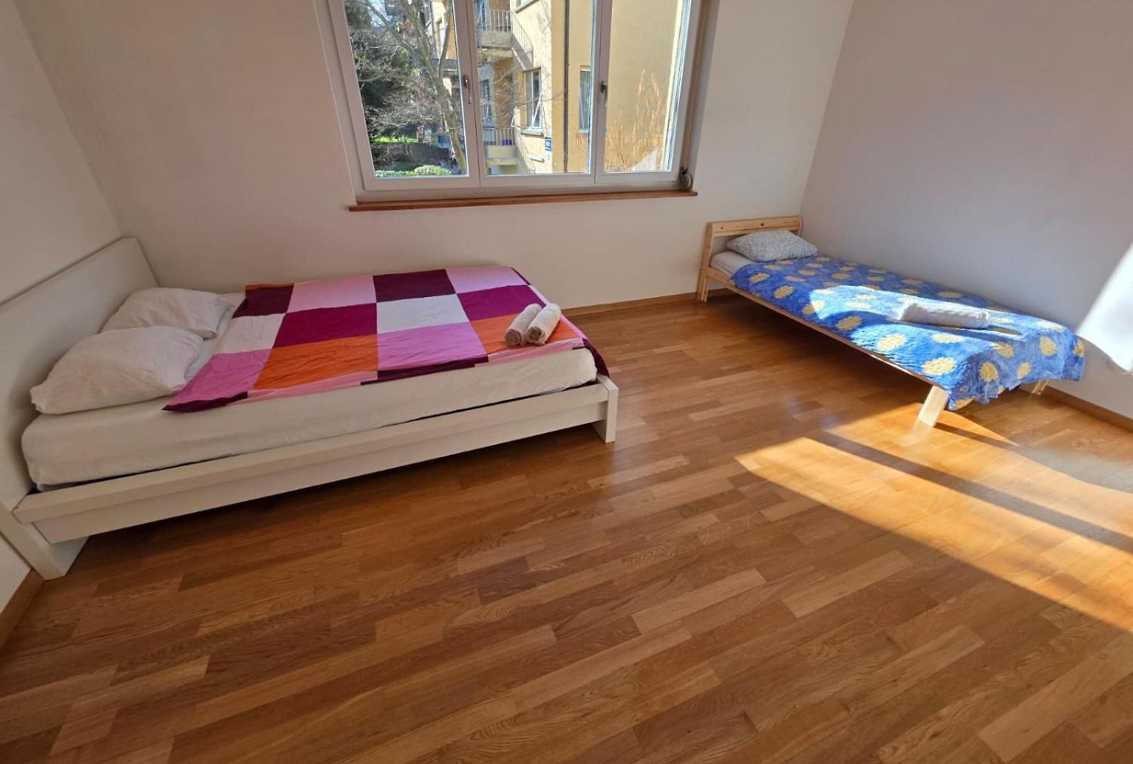 Large Flats, Center - Schd