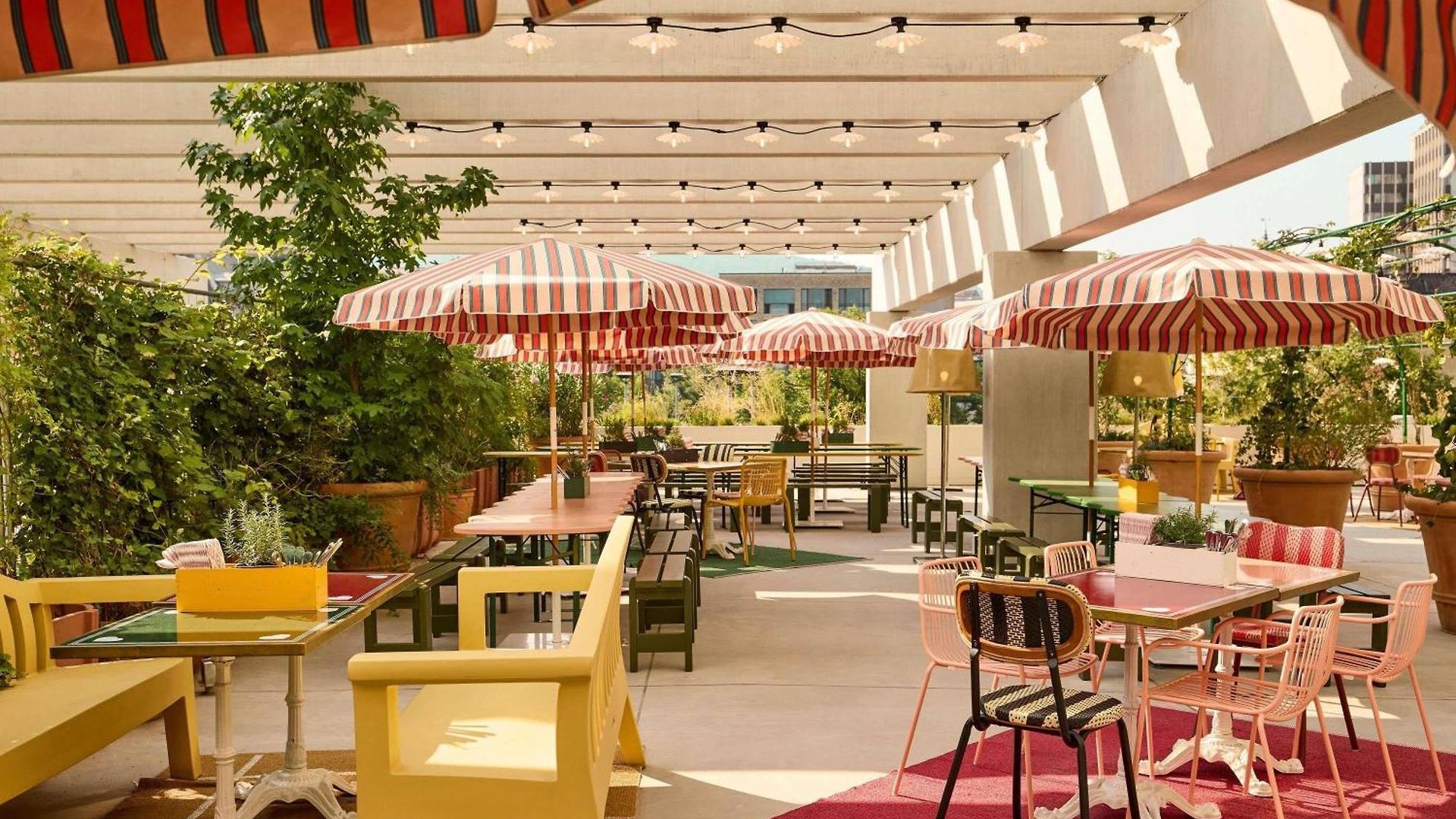 Mama Shelter Hotel 4*