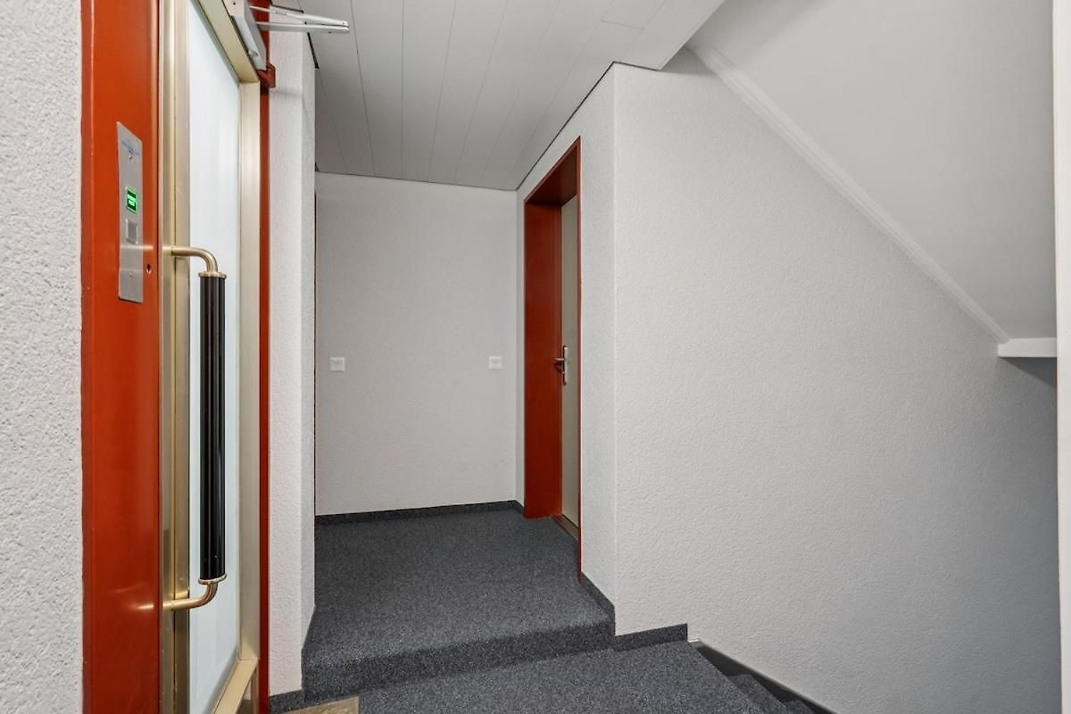 Apartment Cozy 1br In Center - Color 31 Zurich