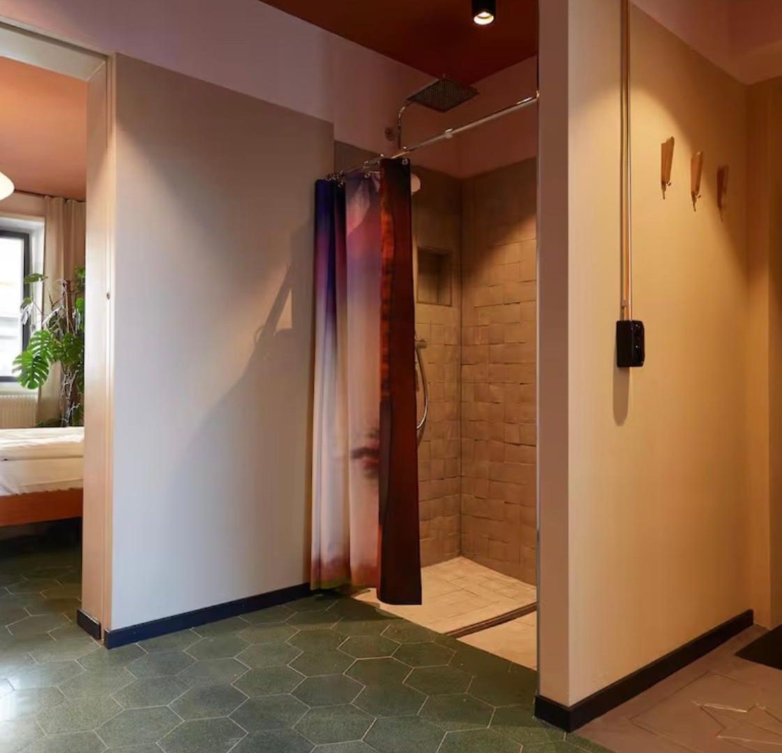 Guest house Zentrales Im Kreis 4 Fuer Jung Lovers *