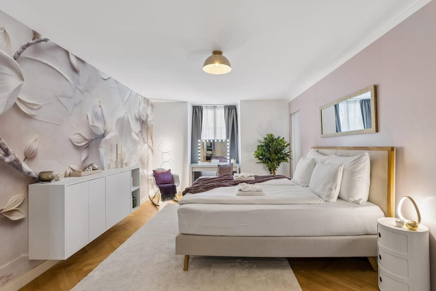 Apartment Designer Old Town Waterview Ac
