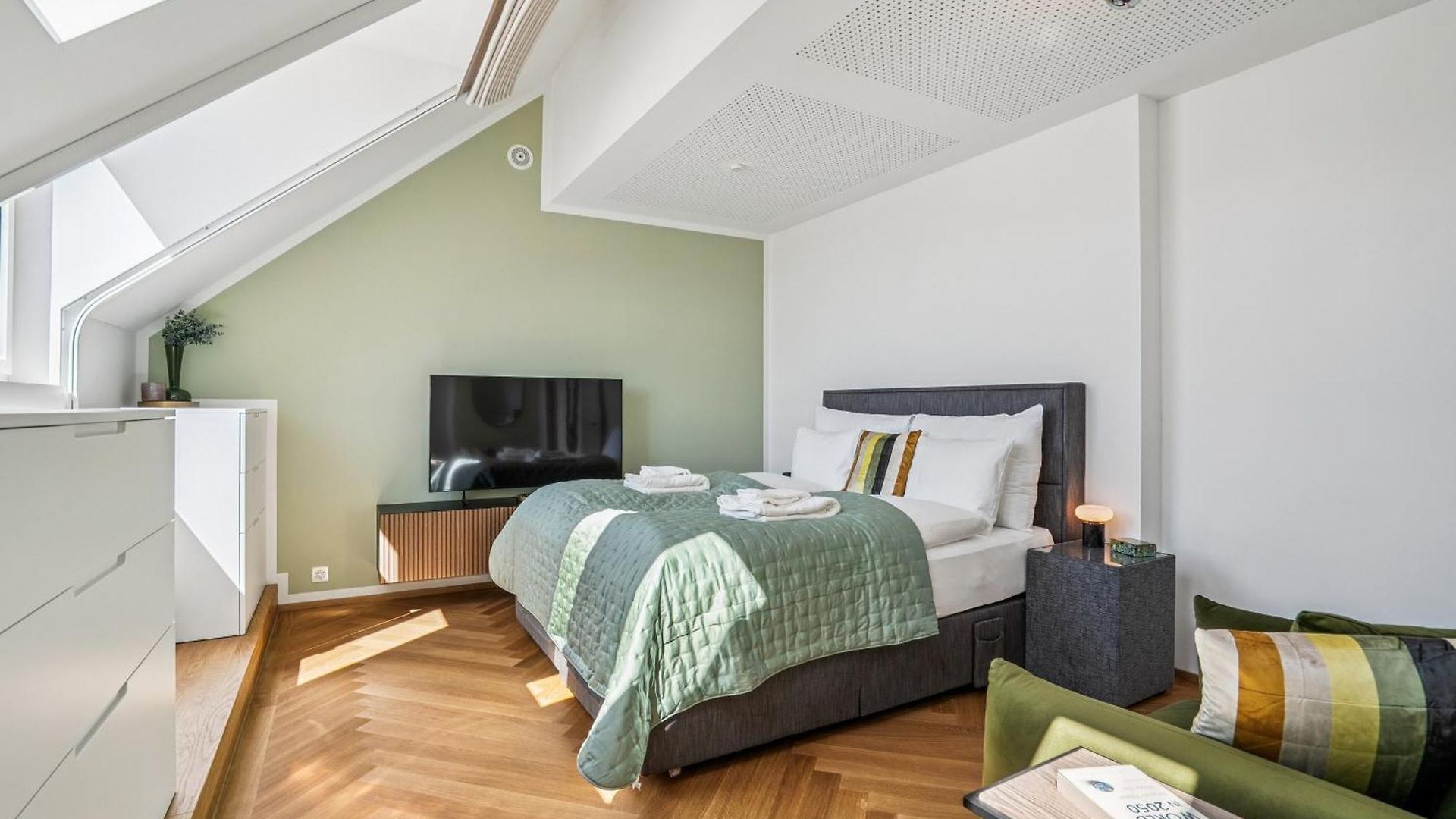 Old Town Rose Diamond Penthouse Rooftop Terrace Apartment