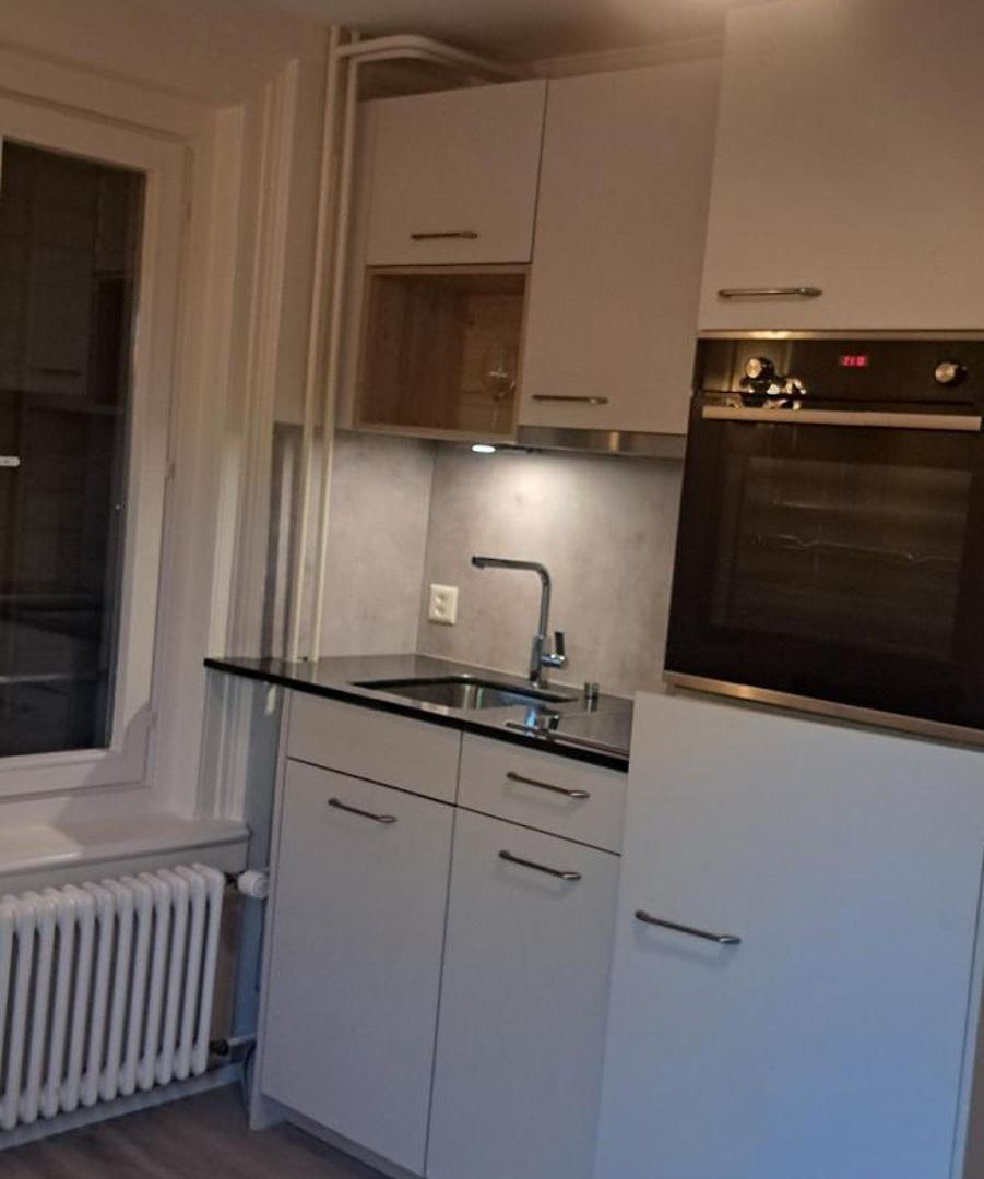 Trendig Moeblierte Wohnung, Mit Eigener Terrasse! Lage! * Zurich
