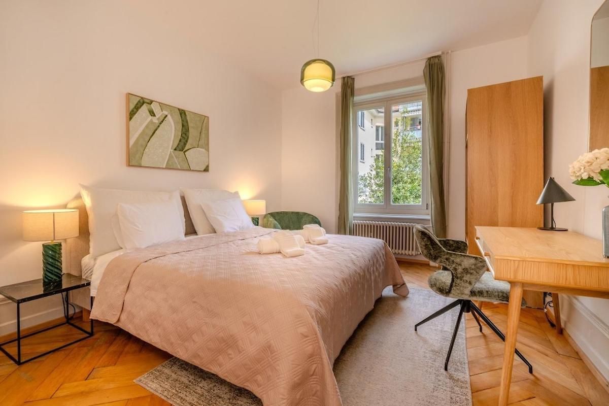 West - Wipkingen Apartment